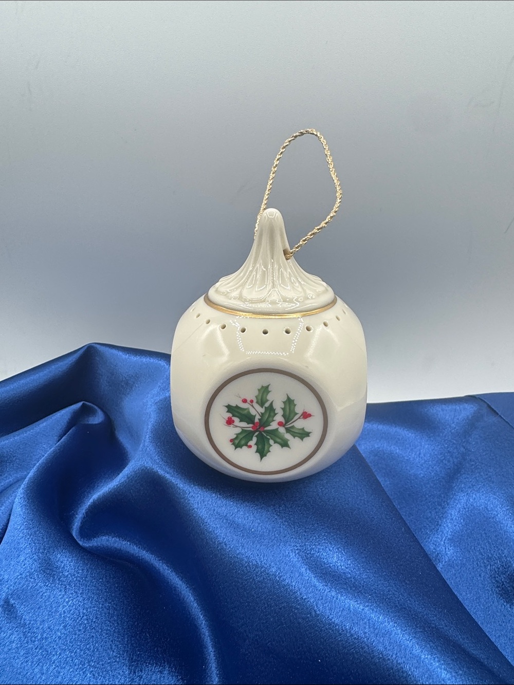 Cream Ceramic Christmas Holly Ornament with Gold Trim